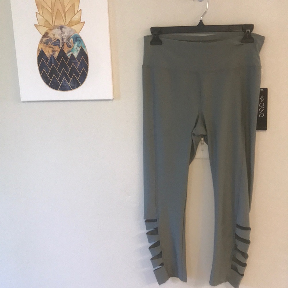 💛Brand New💛 🔹Vogo 🔹 Leggings